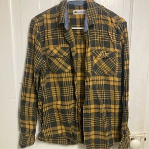 Mens Tallwoods plaid button down shirt size small